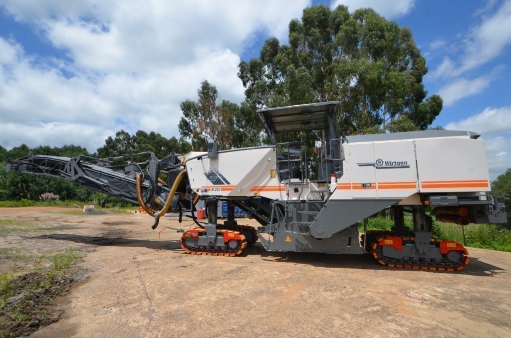 T006 - 2017 Wirtgen W220 - Image 2