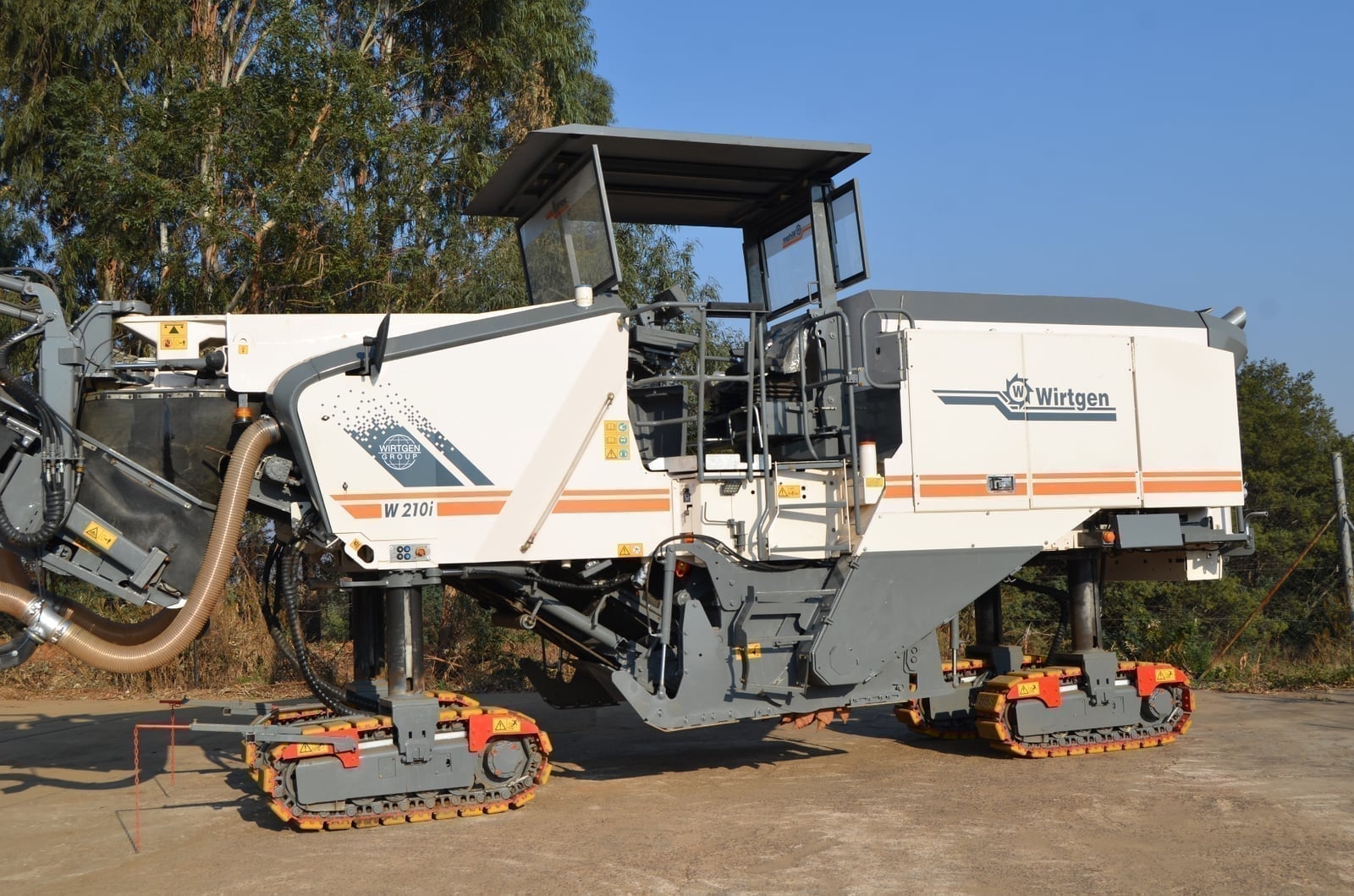 T008 - 2013 Wirtgen W210 - Image 3