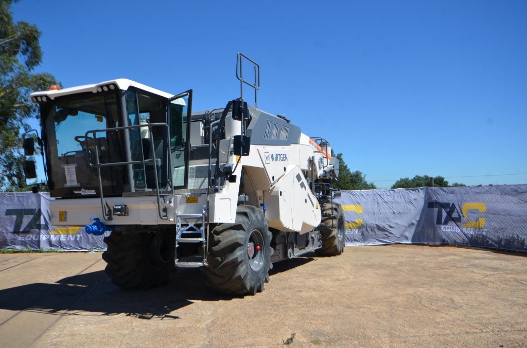 T009 - 2017 Wirtgen WR250