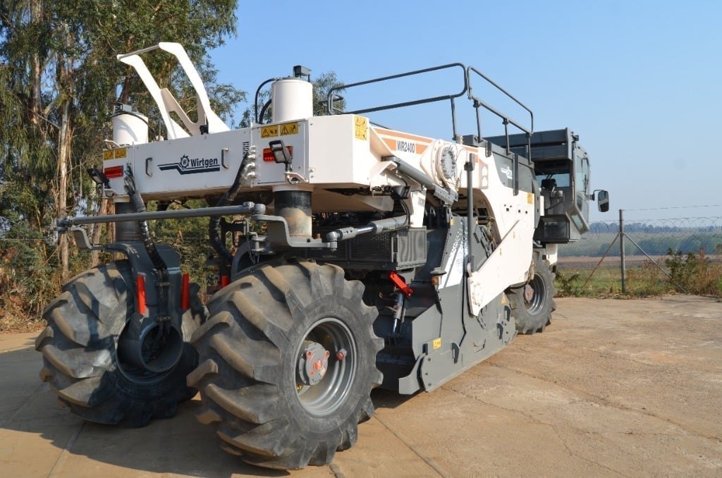 T017 - 2012 Wirtgen WR2400 - Image 3