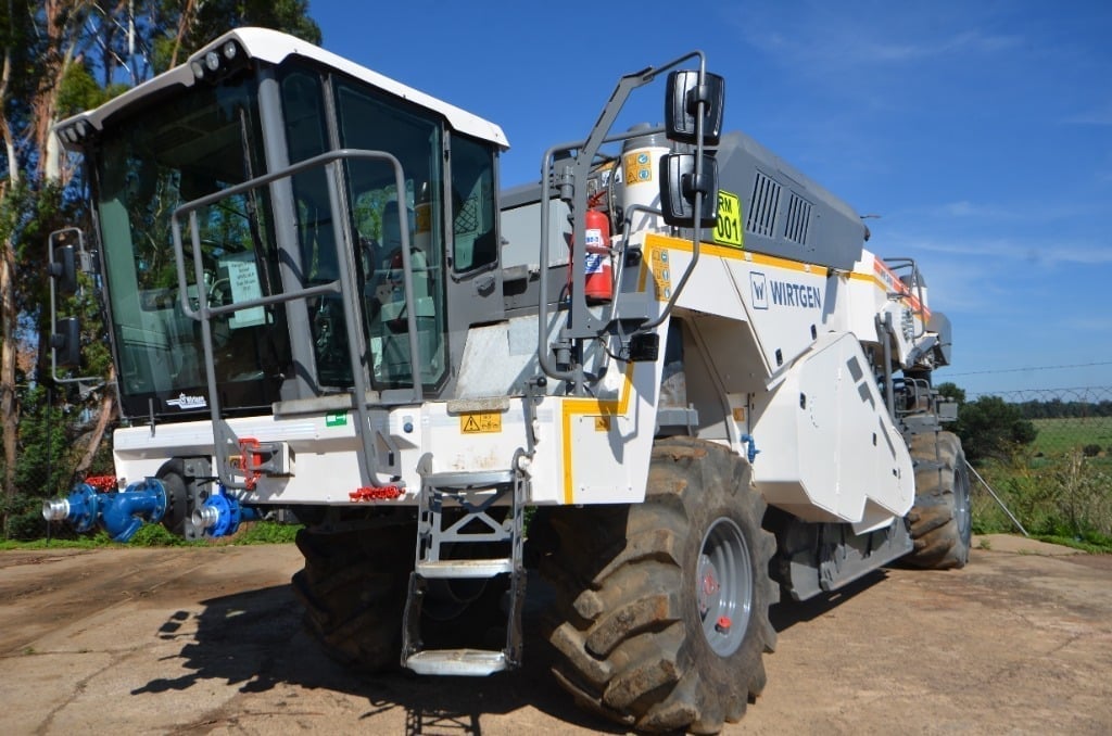 T022 - Wirtgen WR240 - Image 1