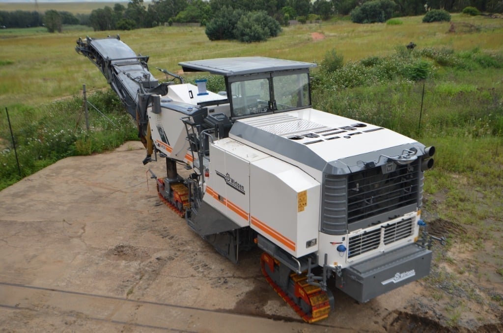 T023 - 2015 Wirtgen W220 - Image 3