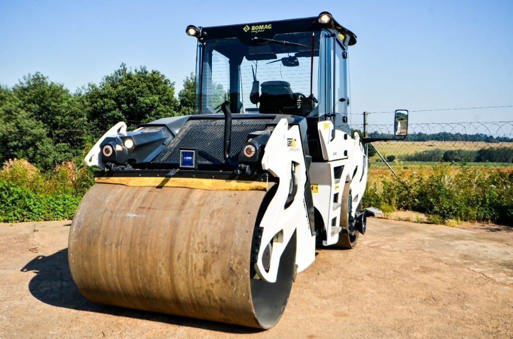 T026 - 2015 Bomag BW161 AD-5 - Image 2